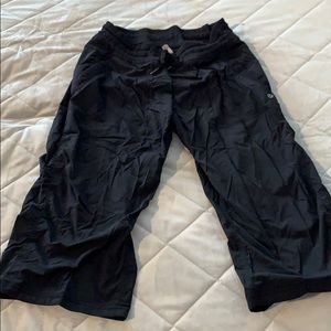 Capri Size 10 Lululemons